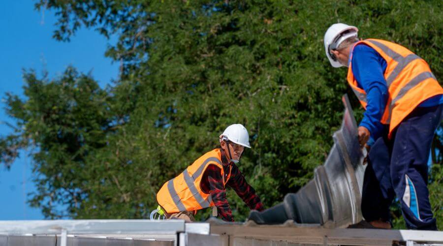 Professional Flat Roofing Installation in Lime Springs, IA